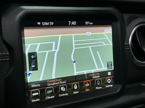 Used 2022 Jeep Wrangler Unlimited Sahara image 8