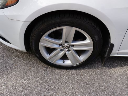 Used 2016 Volkswagen CC Sport image 9