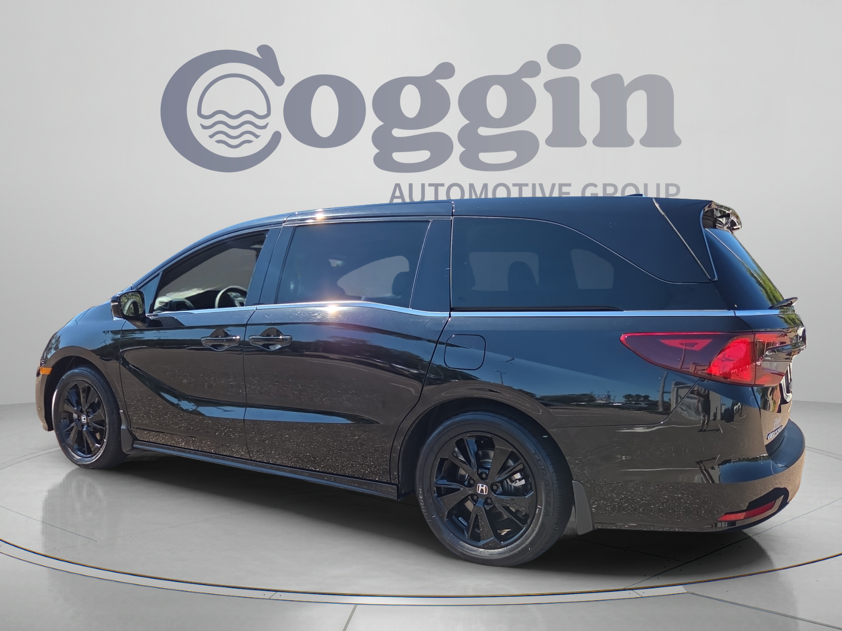 Used 2023 Honda Odyssey Sport image 16