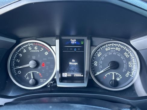 Used 2022 Toyota Tacoma SR5 image 28