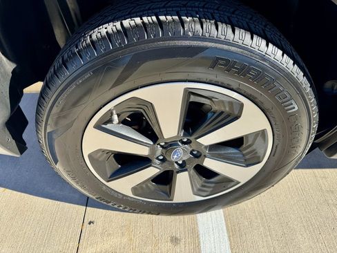 Used 2018 Subaru Forester 2.5i w/ Alloy Wheel Package image 9