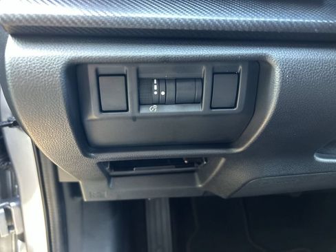 Certified 2024 Subaru Crosstrek 2.5i Limited AWD/4WD image 17
