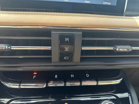 Used 2020 Lincoln Corsair Reserve w/ Elements Package FWD image 20