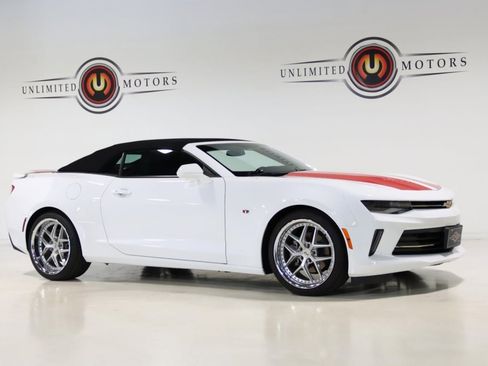 Used 2018 Chevrolet Camaro LT w/ RS Package image 30