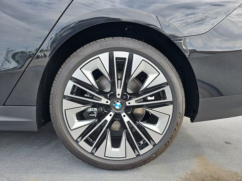 New 2026 BMW 530i w/ Convenience Package RWD image 34