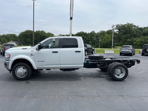 New 2024 RAM 4500 SLT w/ Quick Order Package 2YG SLT image 5