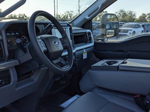 New 2024 Ford F350 XL w/ XL Chrome Package image 17