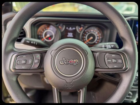 New 2026 Jeep Gladiator Sport image 2