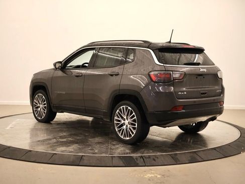 Used 2022 Jeep Compass Limited w/ Elite Group image 5