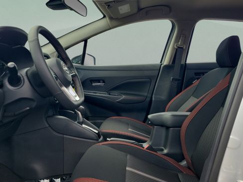 New 2025 Nissan Versa SR w/ Trunk Package FWD image 18