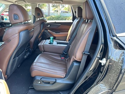 Used 2023 Acura MDX SH-AWD w/ Advance Package image 9