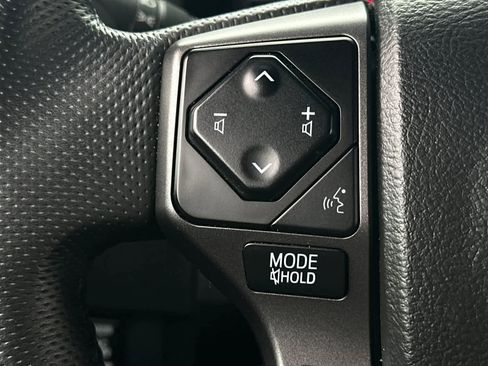 Used 2023 Toyota Tacoma TRD Off-Road image 30