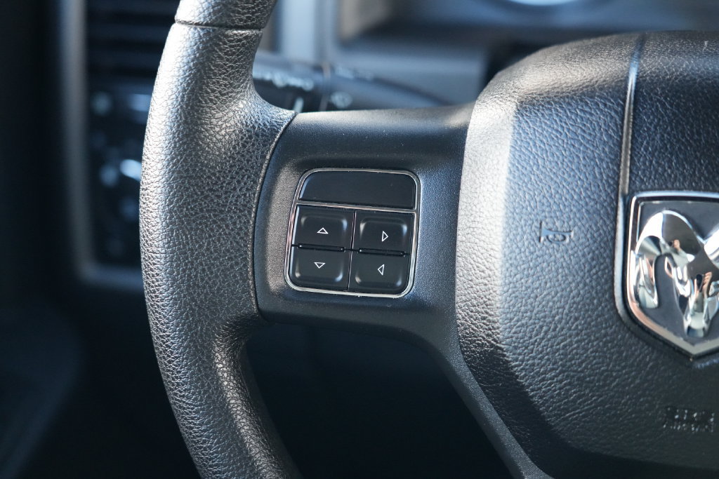 Used 2017 RAM 1500 Express AWD/4WD image 20