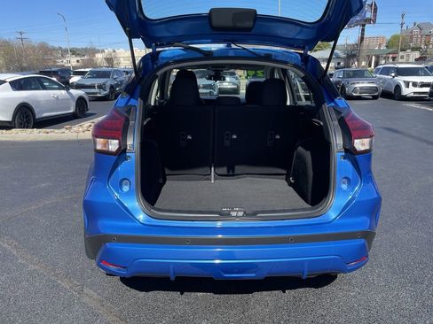 Used 2024 Nissan Kicks S image 33