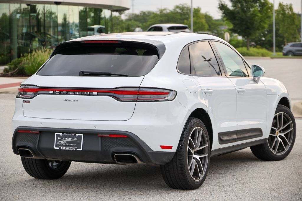 Certified 2026 Porsche Macan AWD/4WD image 13
