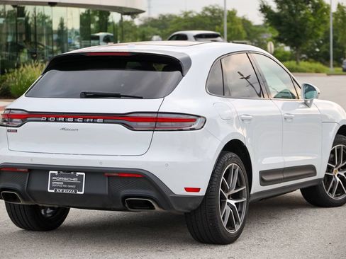 Certified 2026 Porsche Macan AWD/4WD image 13