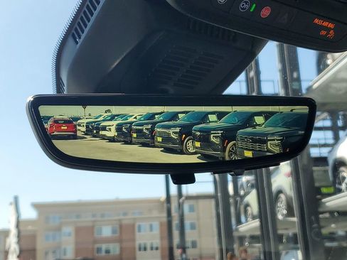 New 2026 Chevrolet Equinox LT image 26