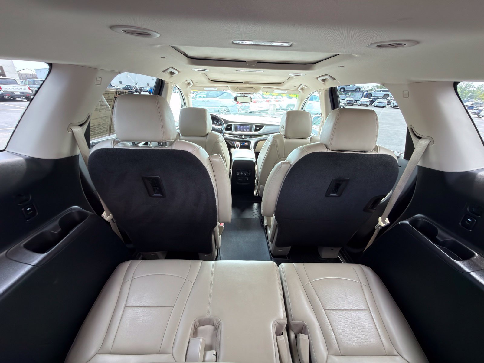 Used 2020 Buick Enclave Premium w/ Sun and Sites Package FWD image 32
