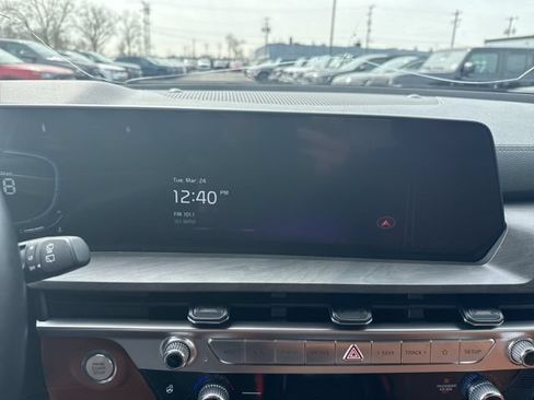 Used 2023 Kia Telluride EX X-Line AWD/4WD image 17