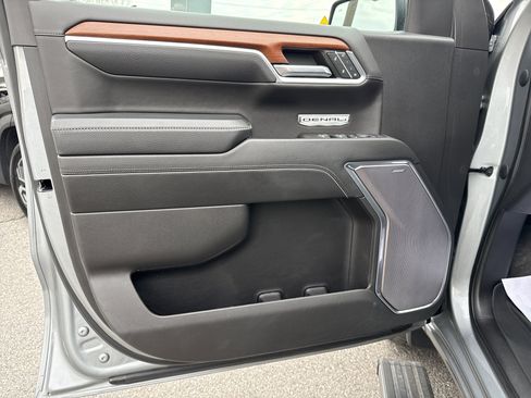 Used 2023 GMC Sierra 1500 Denali w/ Technology Package image 15