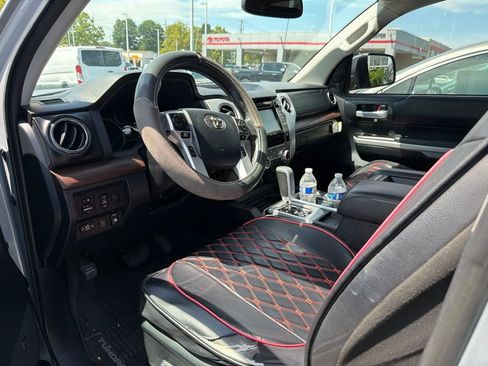 Used 2019 Toyota Tundra Limited w/ Limited Premium Package AWD/4WD image 6