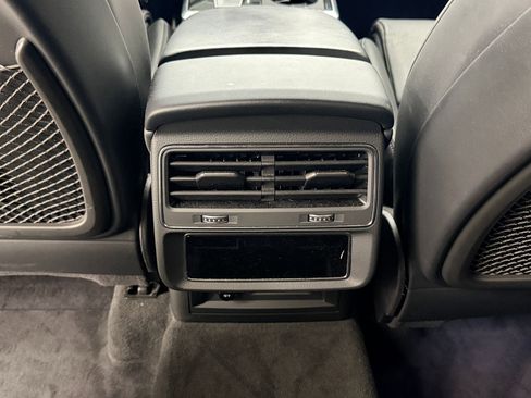 Certified 2025 Audi SQ7 Premium Plus AWD/4WD image 22