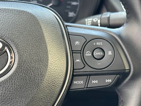Used 2023 Toyota Corolla SE w/ SE Premium Package FWD image 30