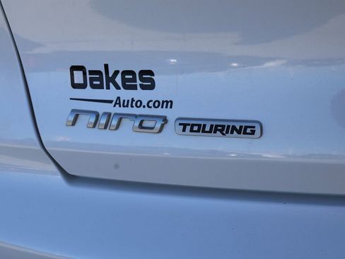 Used 2019 Kia Niro S Touring image 18