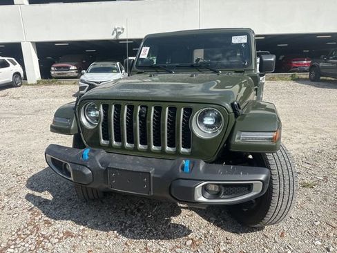 Used 2023 Jeep Wrangler Unlimited Sahara w/ Cold Weather Group image 4