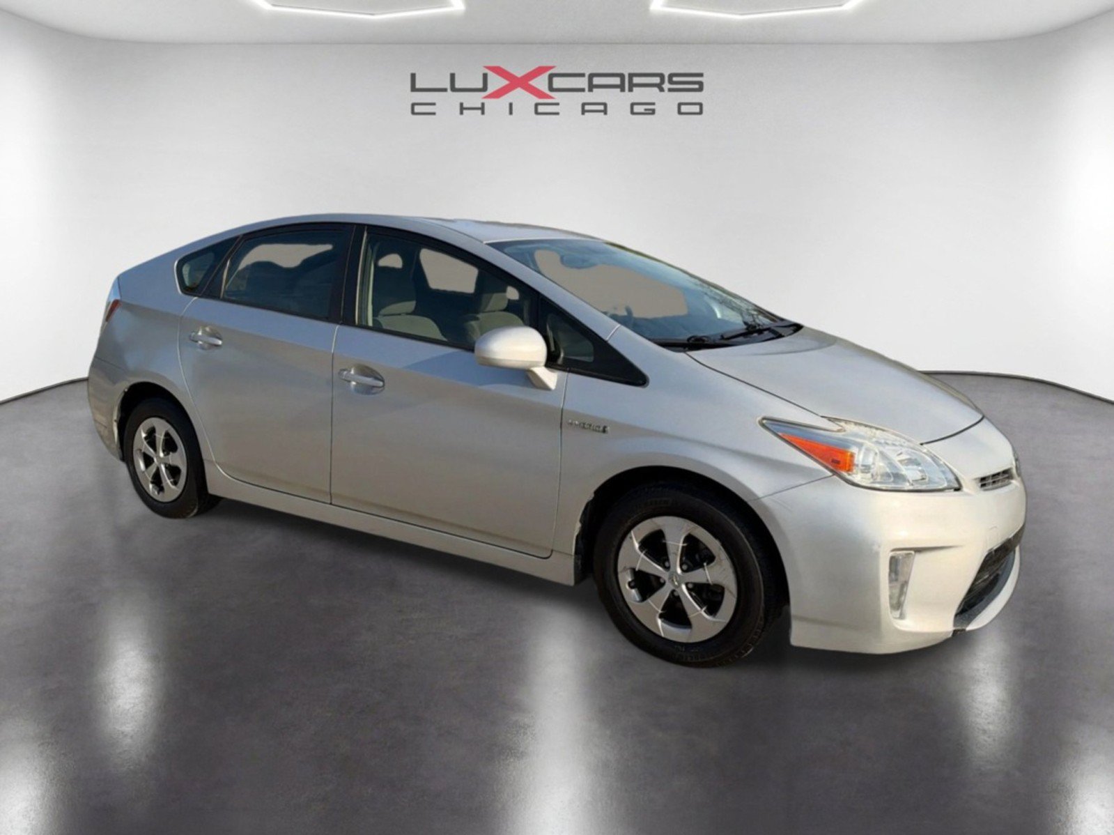 Used 2015 Toyota Prius Two FWD image 1