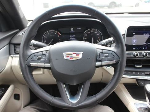 Used 2020 Cadillac CT4 Luxury w/ Sun And Sound Package AWD/4WD image 13