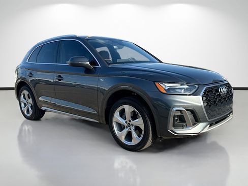 Used 2022 Audi Q5 2.0T Premium Plus image 1