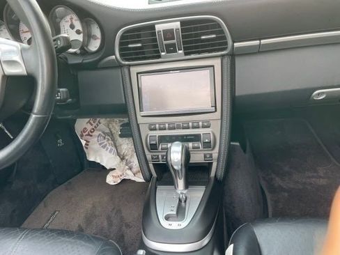 Used 2007 Porsche 911 Cabriolet image 16