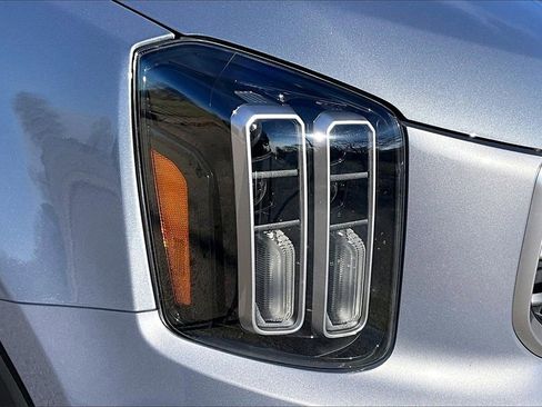 Used 2023 Kia Telluride SX image 31
