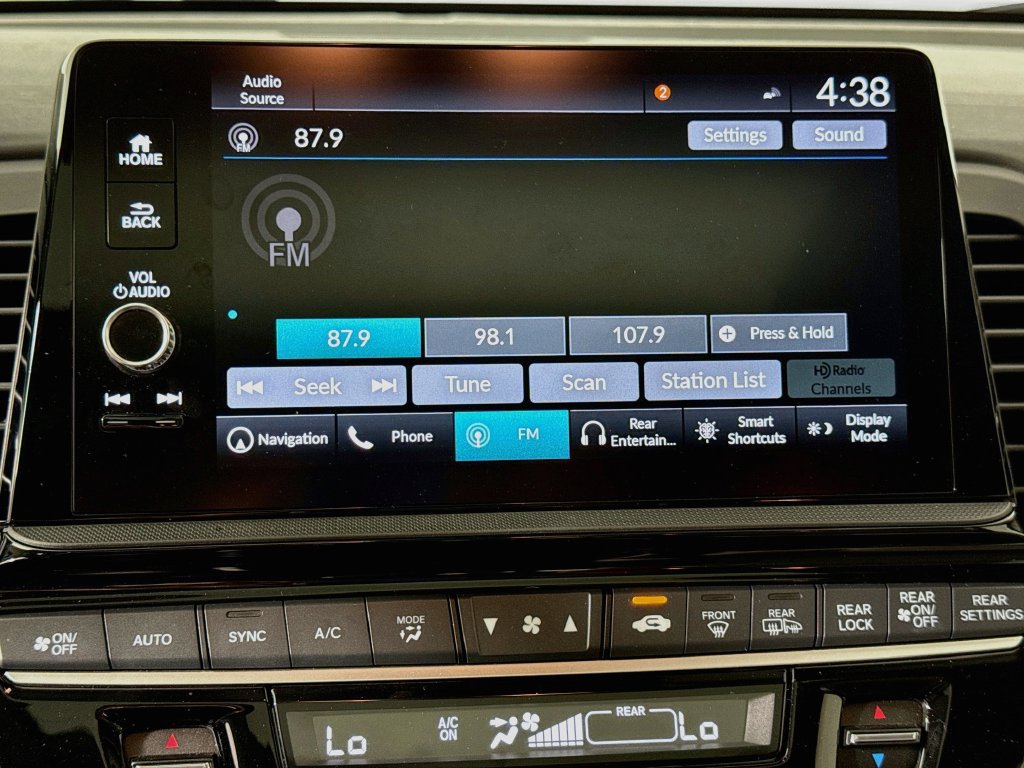 Used 2025 Honda Odyssey Touring image 15