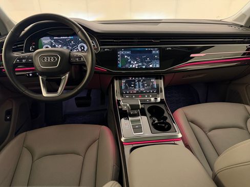 Used 2023 Audi Q7 2.0T Premium Plus w/ Premium Plus Package AWD/4WD image 16