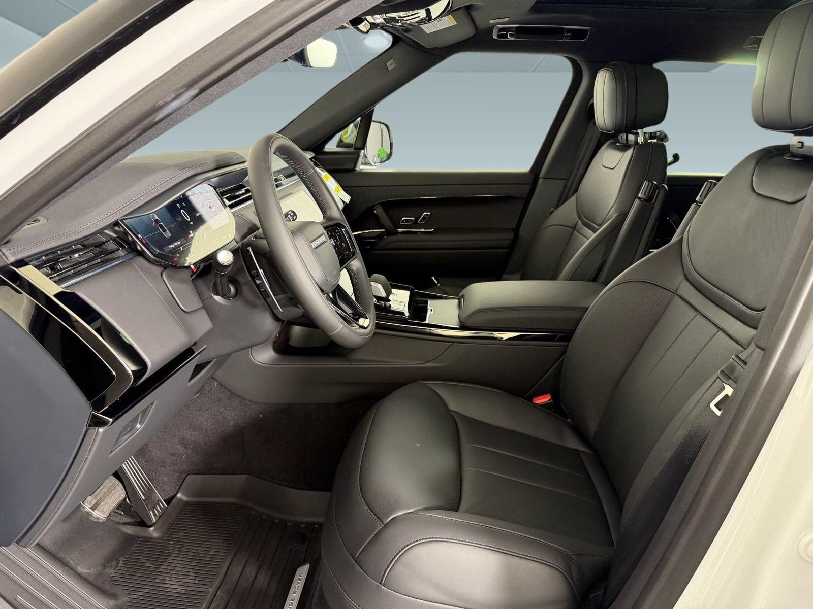 New 2026 Land Rover Range Rover Sport Dynamic SE AWD/4WD image 5