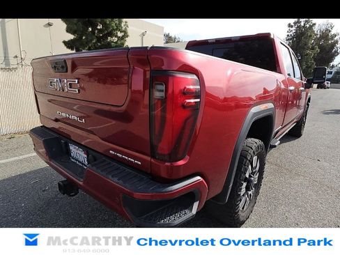 Used 2024 GMC Sierra 2500 Denali w/ Denali Reserve Package image 3