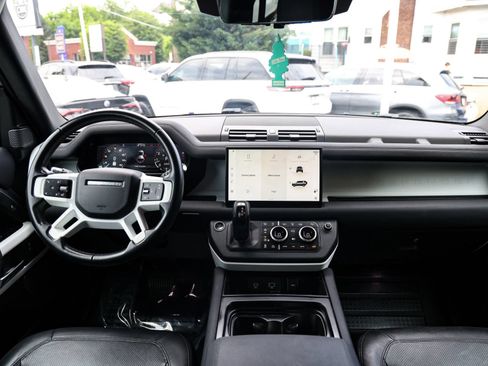 Used 2022 Land Rover Defender 110 S AWD/4WD image 12