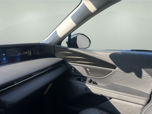 New 2026 Lincoln Nautilus Premier w/ Equipment Group 102A image 17