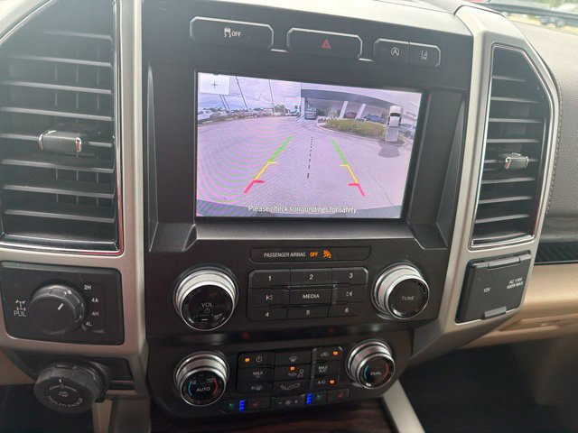 Used 2020 Ford F150 Lariat w/ Equipment Group 502A Luxury AWD/4WD image 9