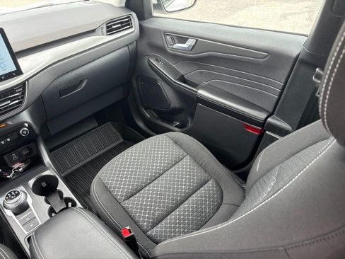 Used 2024 Ford Escape Active w/ Tech Pack #2 FWD image 17