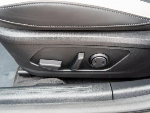 Used 2025 Kia K5 GT-Line AWD/4WD image 18