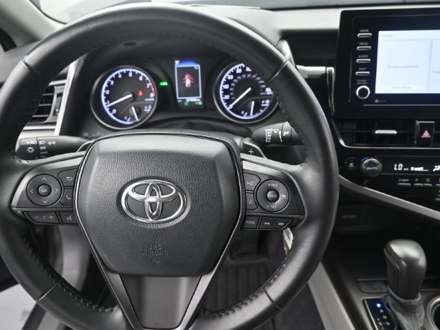 Used 2024 Toyota Camry SE FWD image 5
