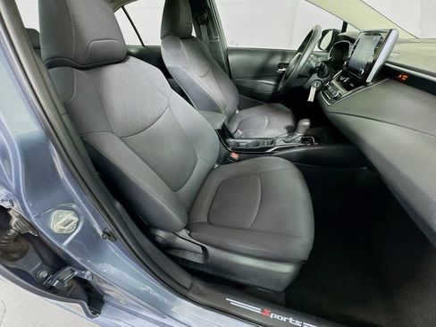 Used 2020 Toyota Corolla LE FWD image 32