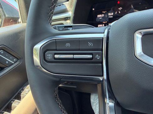 New 2026 GMC Canyon Denali AWD/4WD image 13