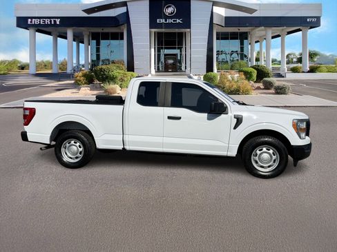 Used 2022 Ford F150 XL w/ Trailer Tow Package image 2