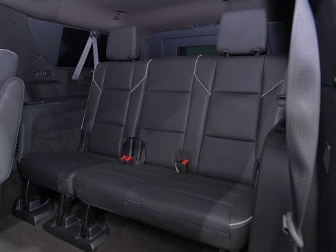 Used 2024 Cadillac Escalade ESV Premium Luxury RWD image 24