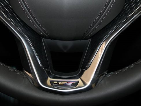 Used 2025 Cadillac CT5 V w/ Technology Package image 28