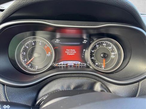 Used 2019 Jeep Cherokee Trailhawk w/ Cold Weather Group image 12